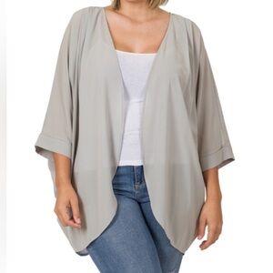🟠NWT ZENANA Plus Woven Chiffon Cardigan with Shoulder Pleat in Light Gray